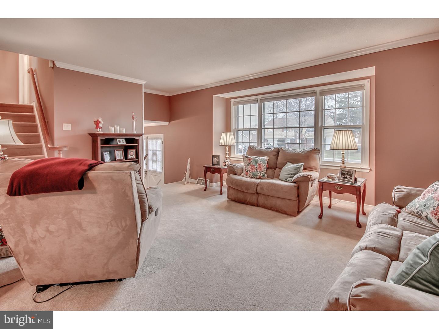 820 Hanford Road Fairless Hills, PA 19030 - Photo 14 of 24 Living Room