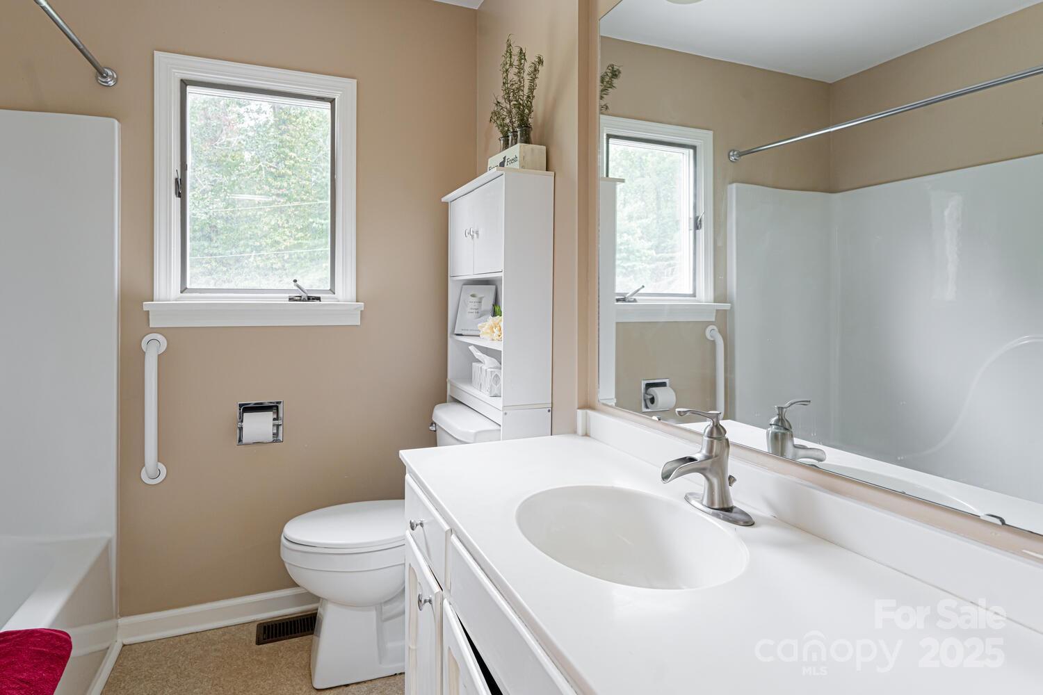3870 Kanuga Road Hendersonville, NC 28739 - Photo 20 of 35 Gallery Image 20