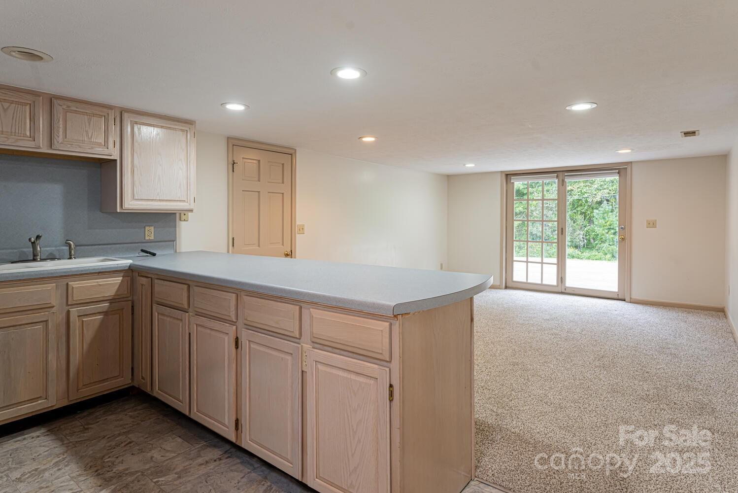 3870 Kanuga Road Hendersonville, NC 28739 - Photo 25 of 35 Gallery Image 25