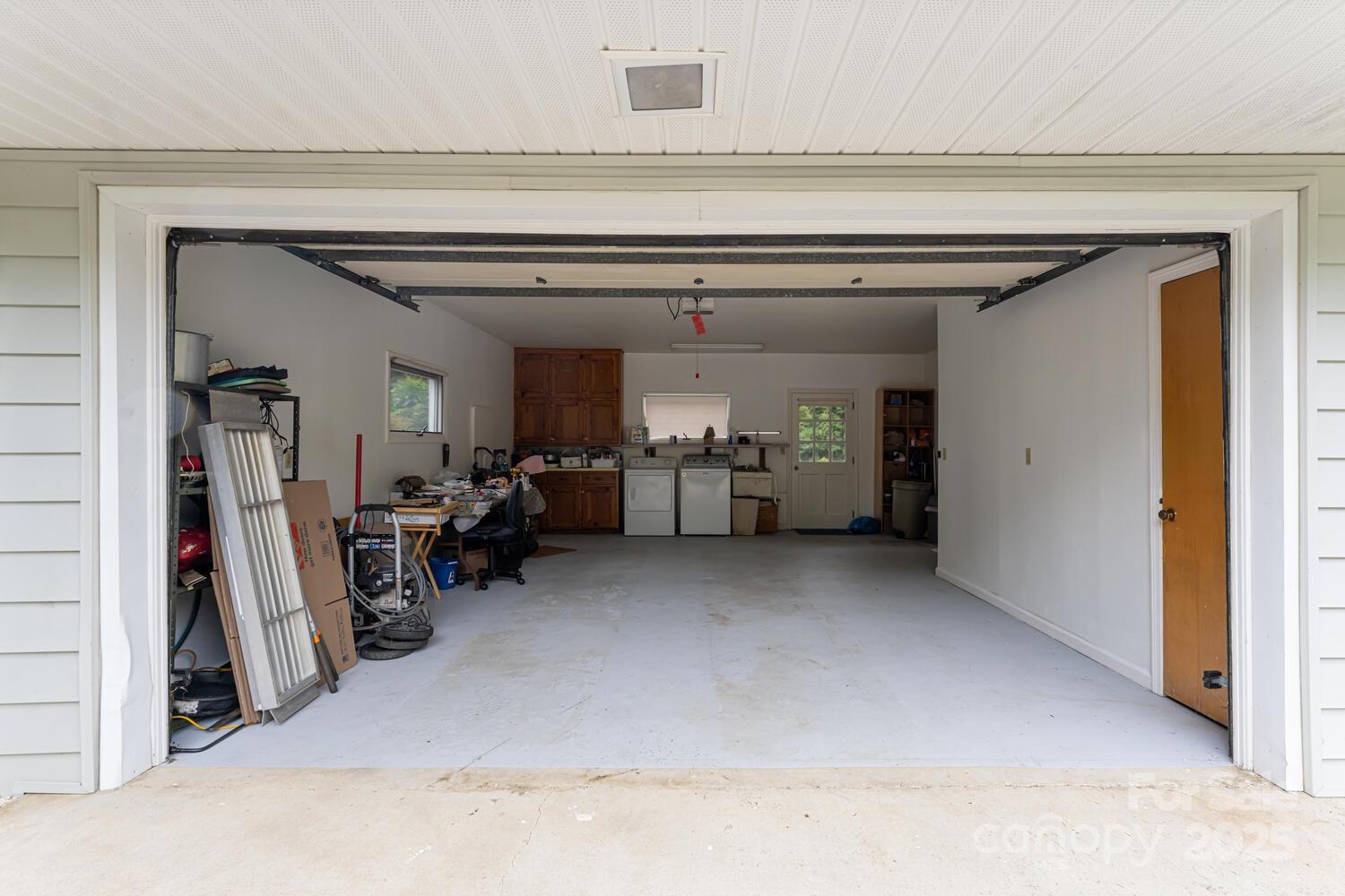 3870 Kanuga Road Hendersonville, NC 28739 - Photo 29 of 35 Gallery Image 29