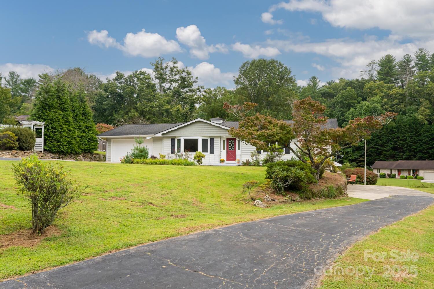 3870 Kanuga Road Hendersonville, NC 28739 - Photo 34 of 35 Gallery Image 34