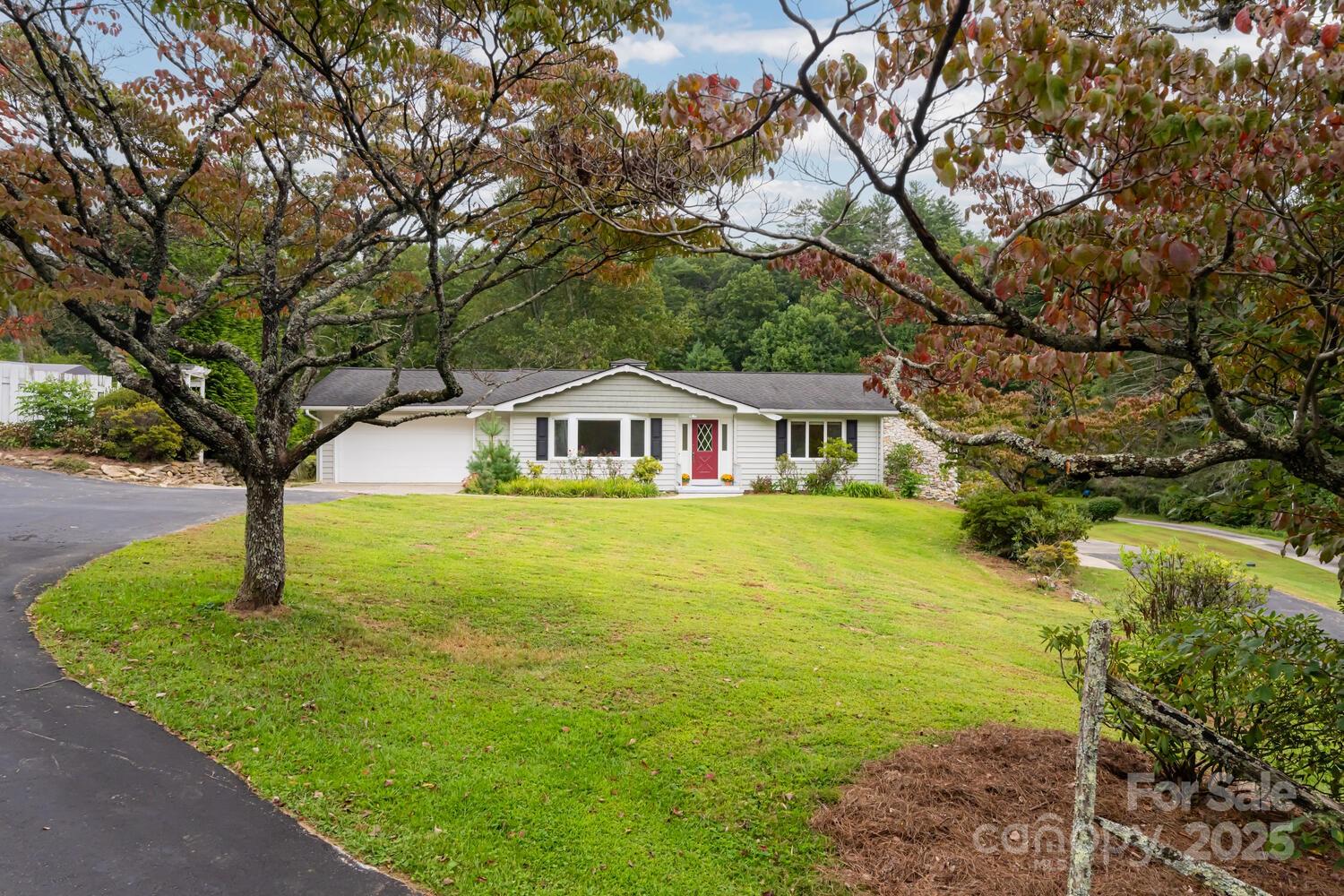 3870 Kanuga Road Hendersonville, NC 28739 - Photo 4 of 35 Gallery Image 4