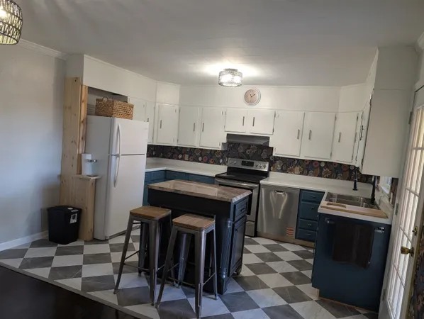 $224,000 | 49 Kingstown Lane, Hot Springs, VA 24445