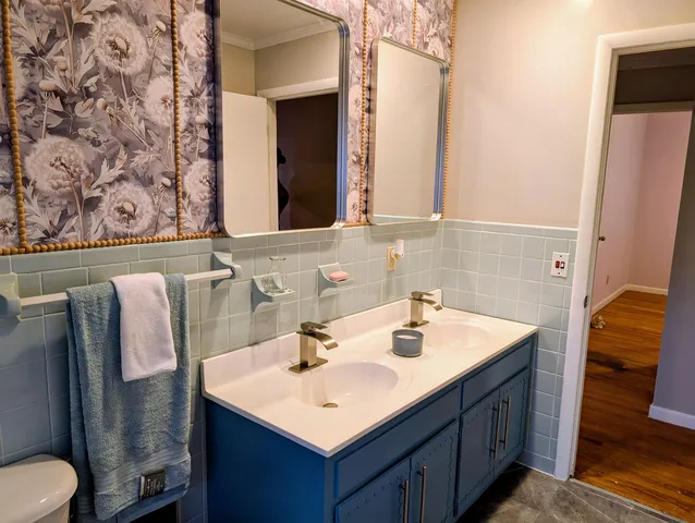 $249,000 | 49 Kingstown Lane, Hot Springs, VA 24445