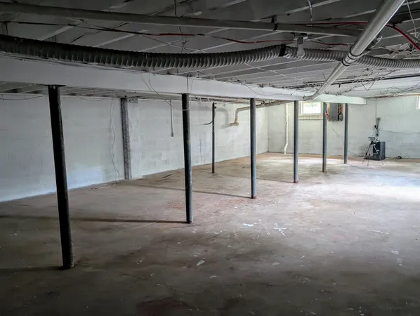 $224,000 | 49 Kingstown Lane, Hot Springs, VA 24445