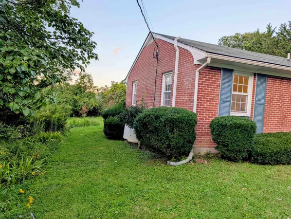 $224,000 | 49 Kingstown Lane, Hot Springs, VA 24445