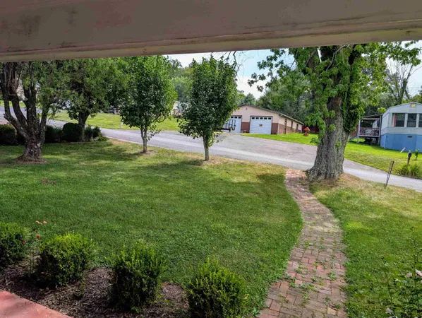 $224,000 | 49 Kingstown Lane, Hot Springs, VA 24445