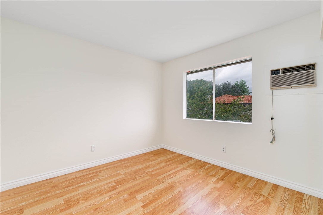 1188 West Van Koevering Street Rialto, CA 92376 - Photo 21 of 38