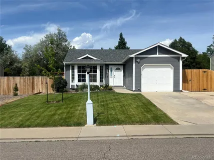 $490,000 | 2155 Steele Street, Longmont, CO 80501