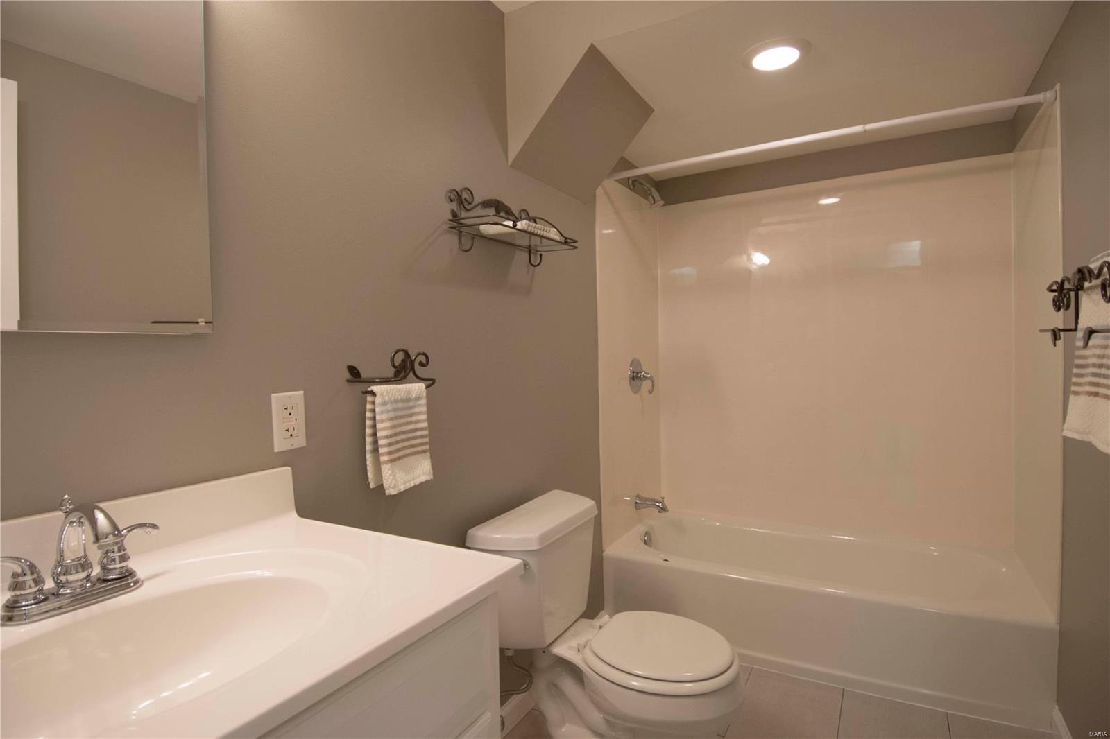 15 Willmore Road St. Louis, MO 63109 - Photo 62 of 76 Gallery Image 62