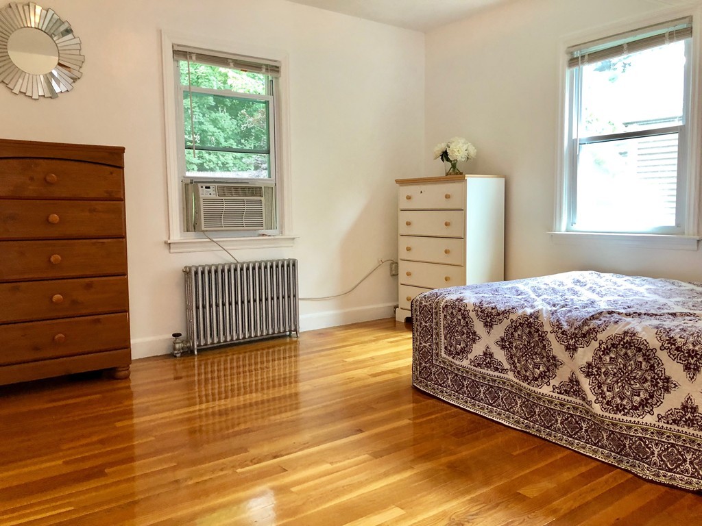 2 Columbine Road Worcester, MA 01609 - Photo 5 of 19 Gallery Image 5