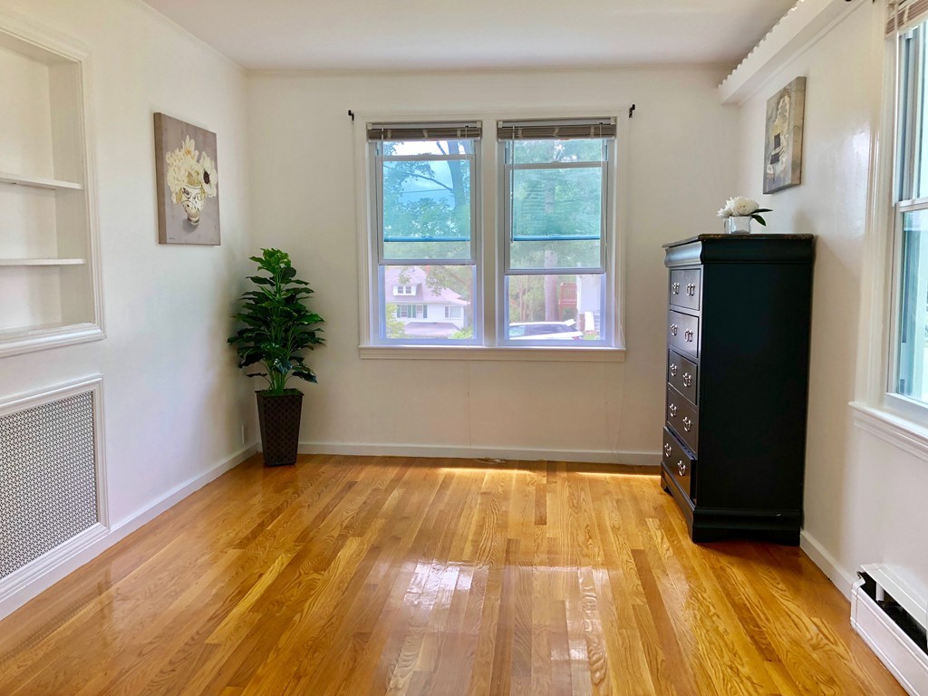 2 Columbine Road Worcester, MA 01609 - Photo 9 of 19 Gallery Image 9