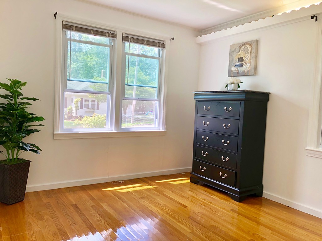 2 Columbine Road Worcester, MA 01609 - Photo 10 of 19 Gallery Image 10