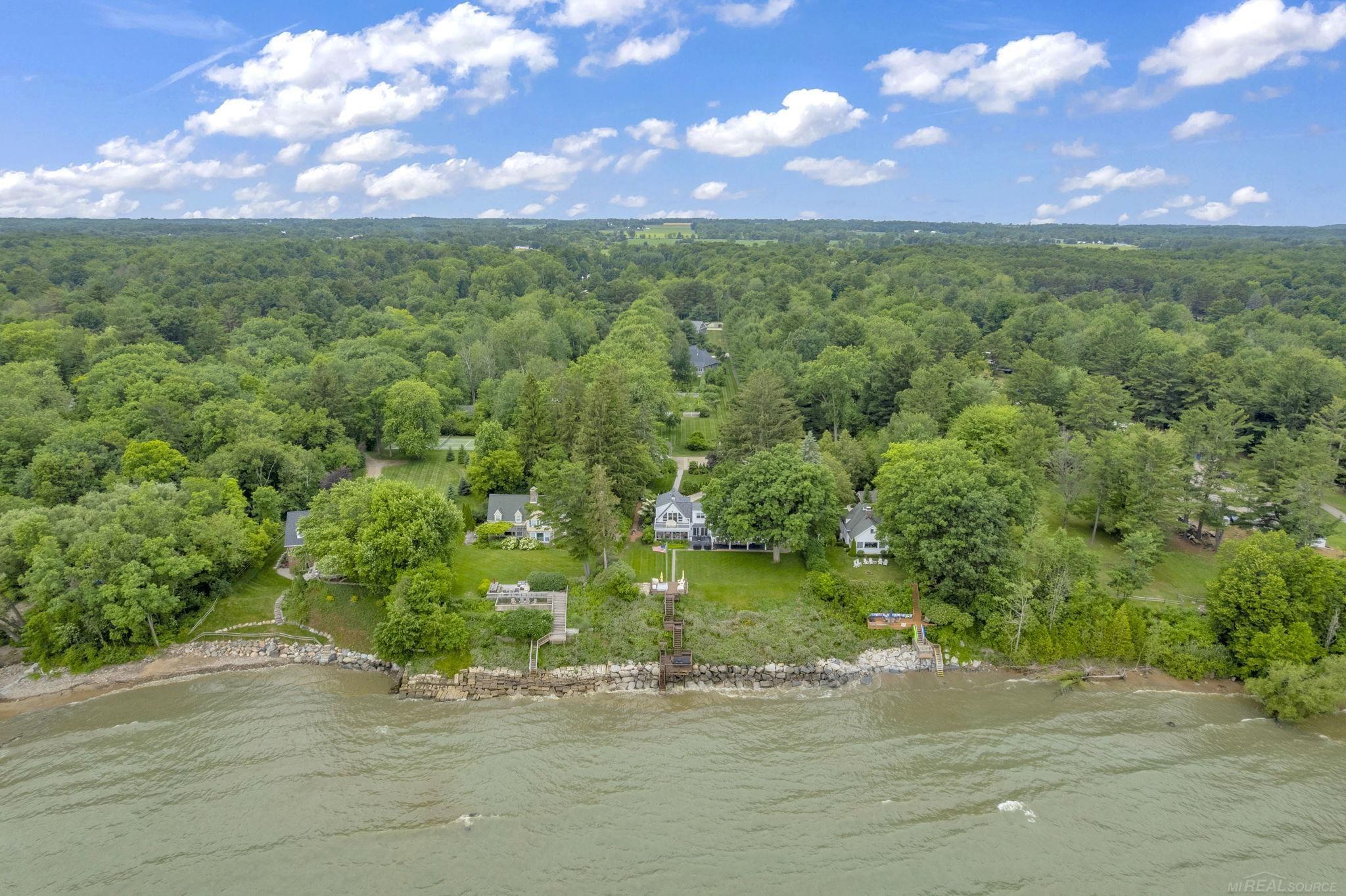 3905 Lakeshore Road Lexington, MI 48450 - Photo 7 of 86
