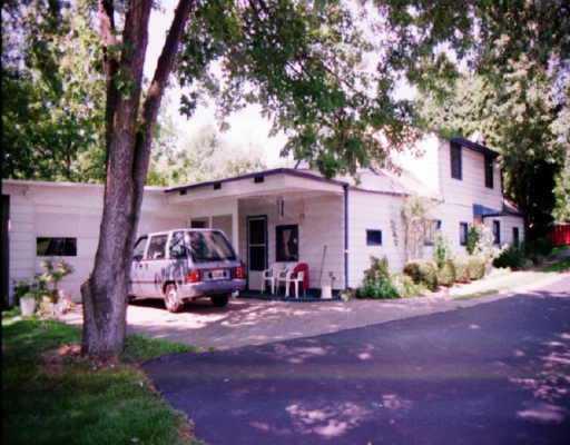 372 Cent Grang Road Monaca, PA 15061 - Photo 1 of 1 Gallery Image 1