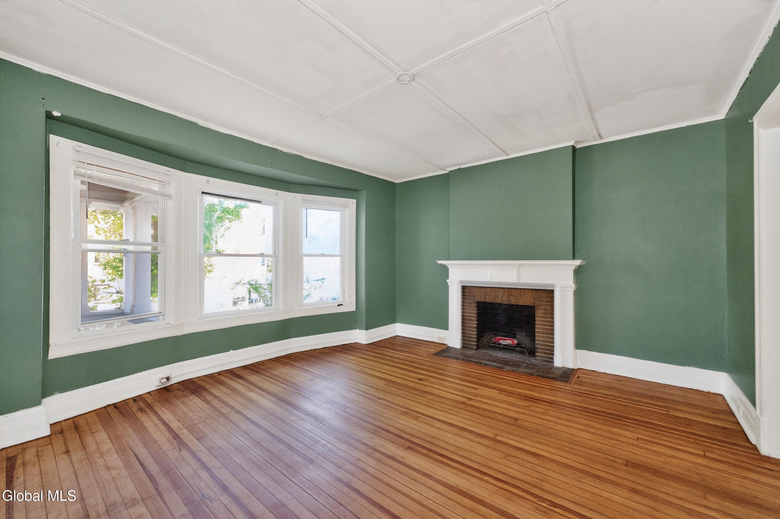 303 Spring Avenue Troy, NY 12180 - Photo 9 of 29 1 Apt Up 7