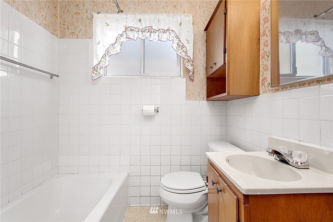 550 North 84th Street Seattle, WA 98103 - Photo 8 of 15 Gallery Image 8