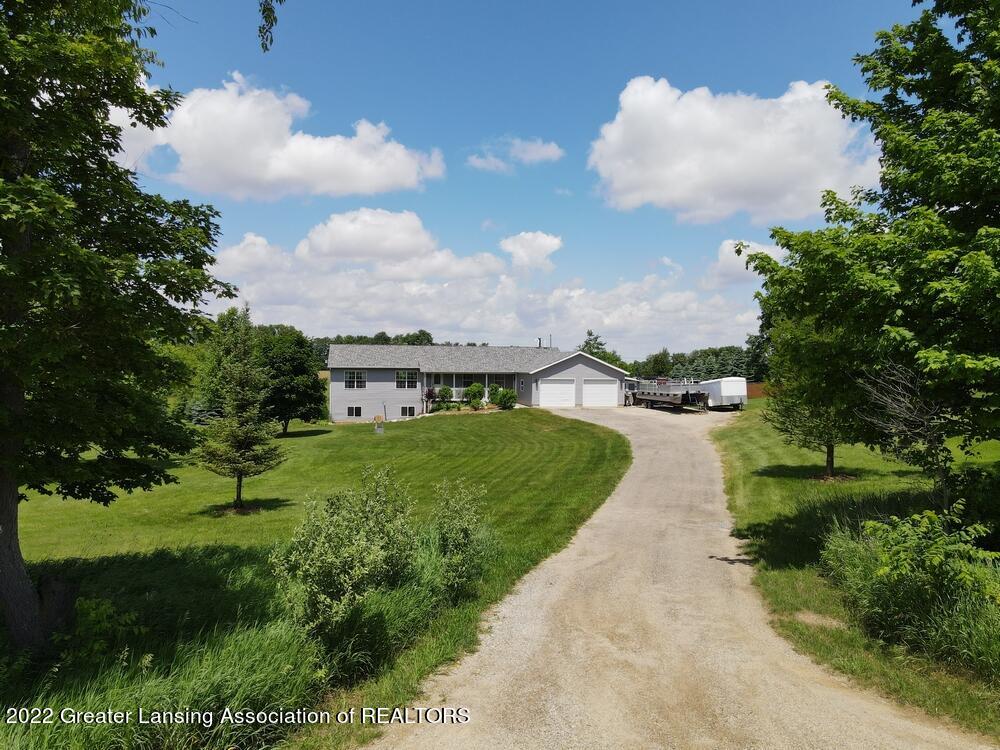15200 West Herbison Road Eagle, MI 48822 - Photo 38 of 48 Driveway view