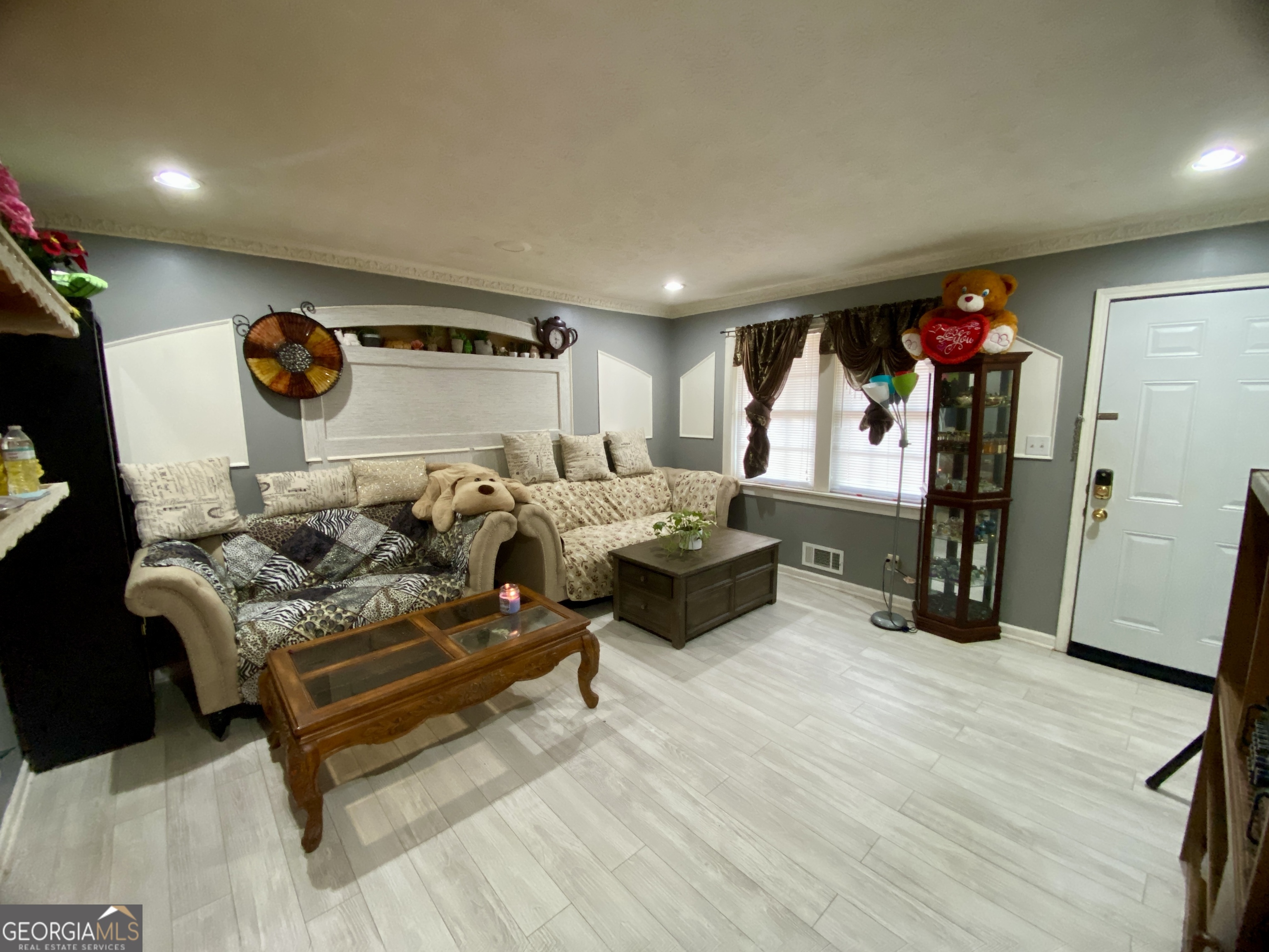 6907 Stephens Drive Rex, GA 30273 - Photo 3 of 8