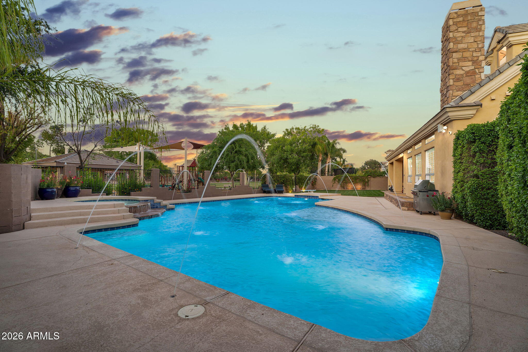 2918 East Waterman Way Gilbert, AZ 85297 - Photo 79 of 125 90-web-or-mls-2918 E Waterman Way-12