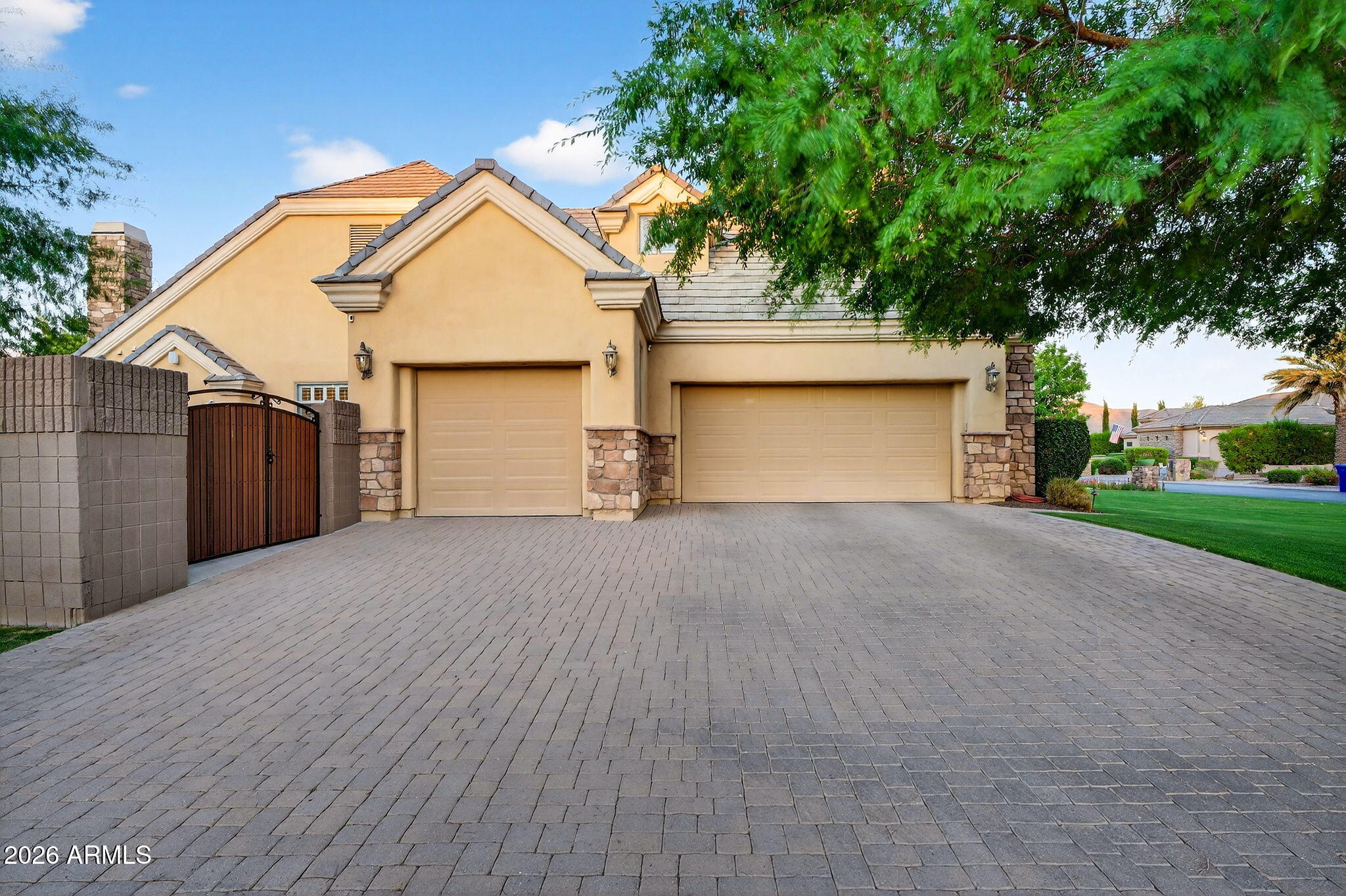 2918 East Waterman Way Gilbert, AZ 85297 - Photo 9 of 125 9-web-or-mls-115E Waterman Way