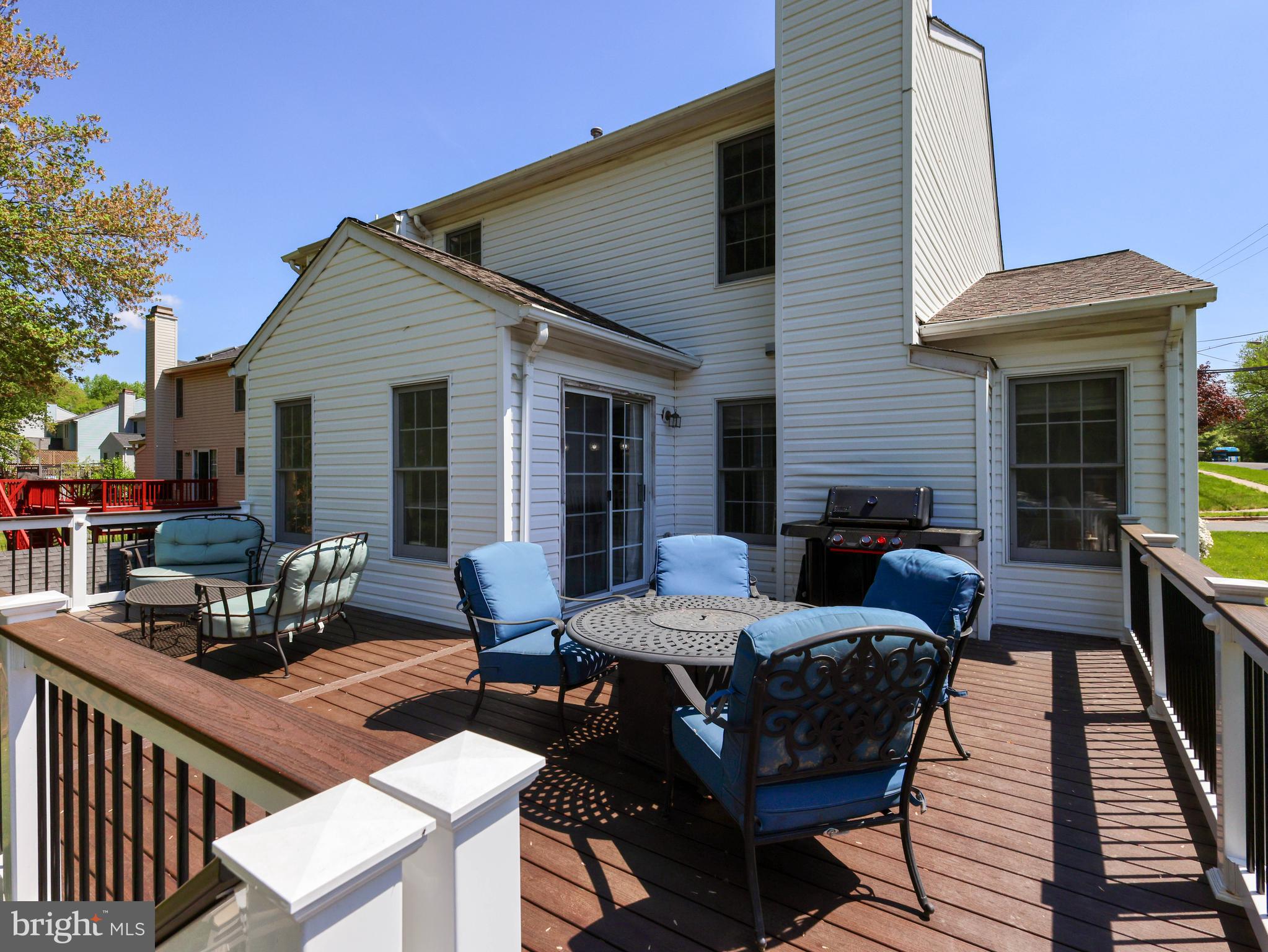 18500 Gingerbread Lane Gaithersburg, MD 20877 - Photo 54 of 56 a view of a patio with couple of chairs