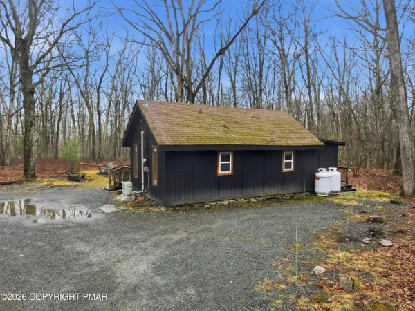 $329,900 | 1596 Highway 590, Hawley, PA 18428