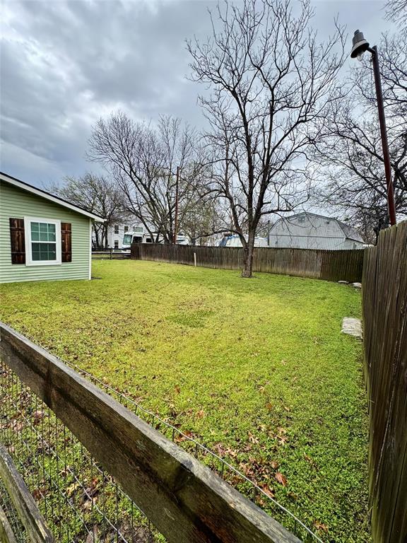 508 Sherry Street Quinlan, TX 75474 - Photo 17 of 20 a view of swimming pool with a yard