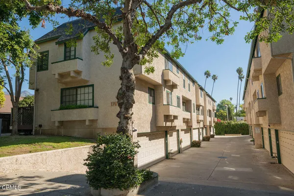 $620,000 | 170 North Sierra Bonita Avenue, Unit 5, Pasadena, CA 91106