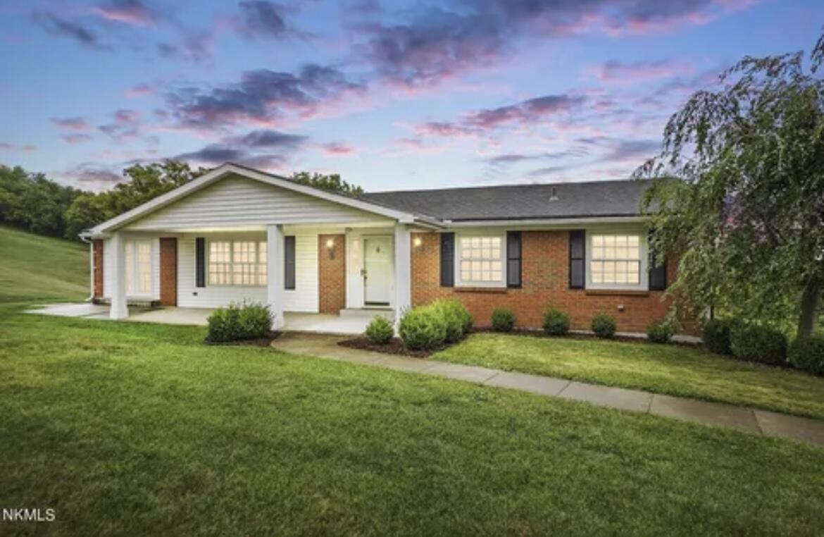 9264 East Bend Road Burlington, KY 41005 - Photo 1 of 47 Gallery Image 1