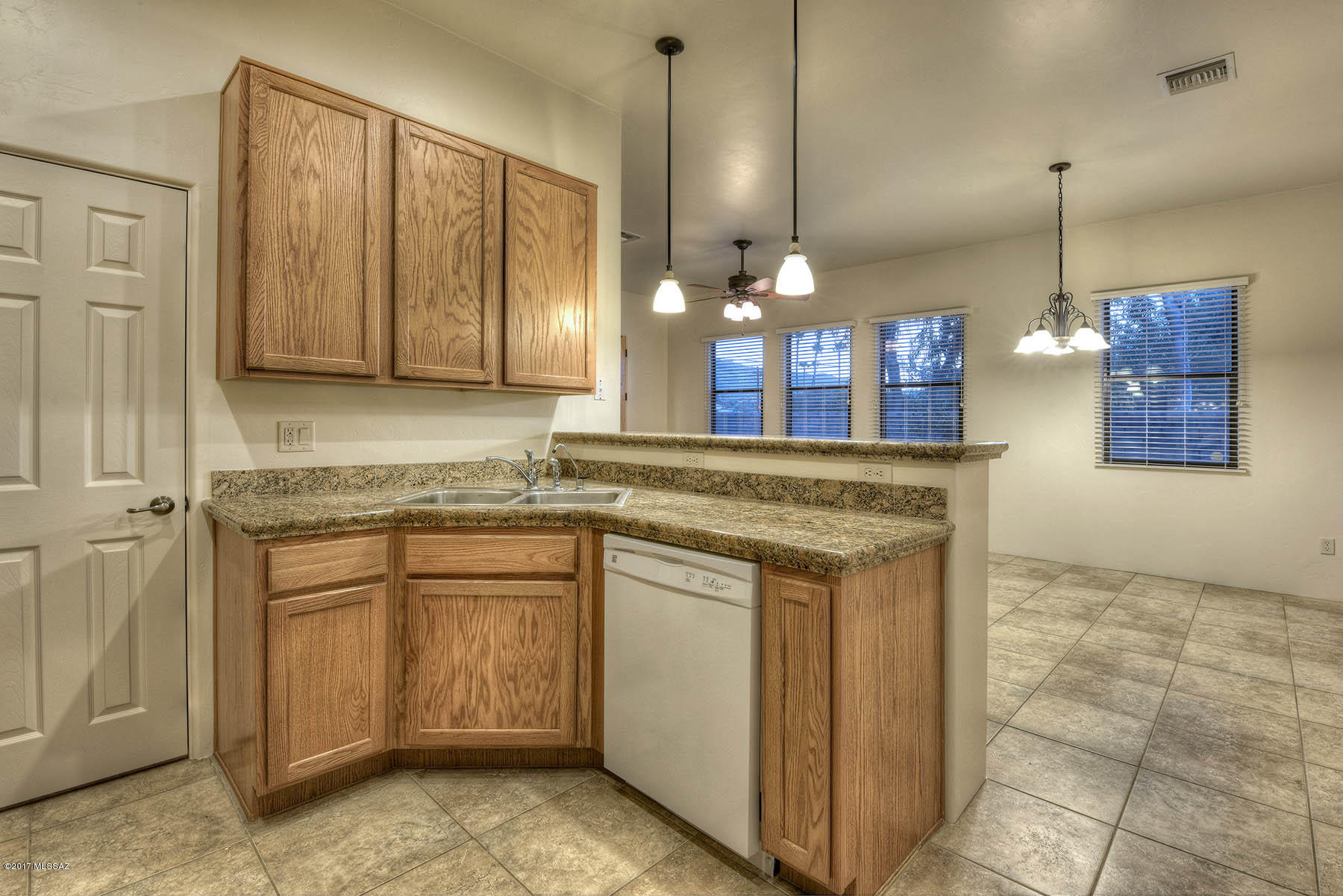 523 East Croydon Park Road Tucson, AZ 85704 - Photo 10 of 23 Gallery Image 10