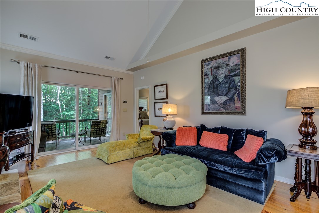 101 Clary Court, Unit 101 Blowing Rock, NC 28605 - Photo 14 of 39