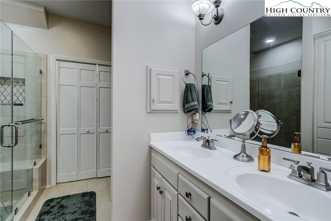 101 Clary Court, Unit 101 Blowing Rock, NC 28605 - Photo 22 of 39