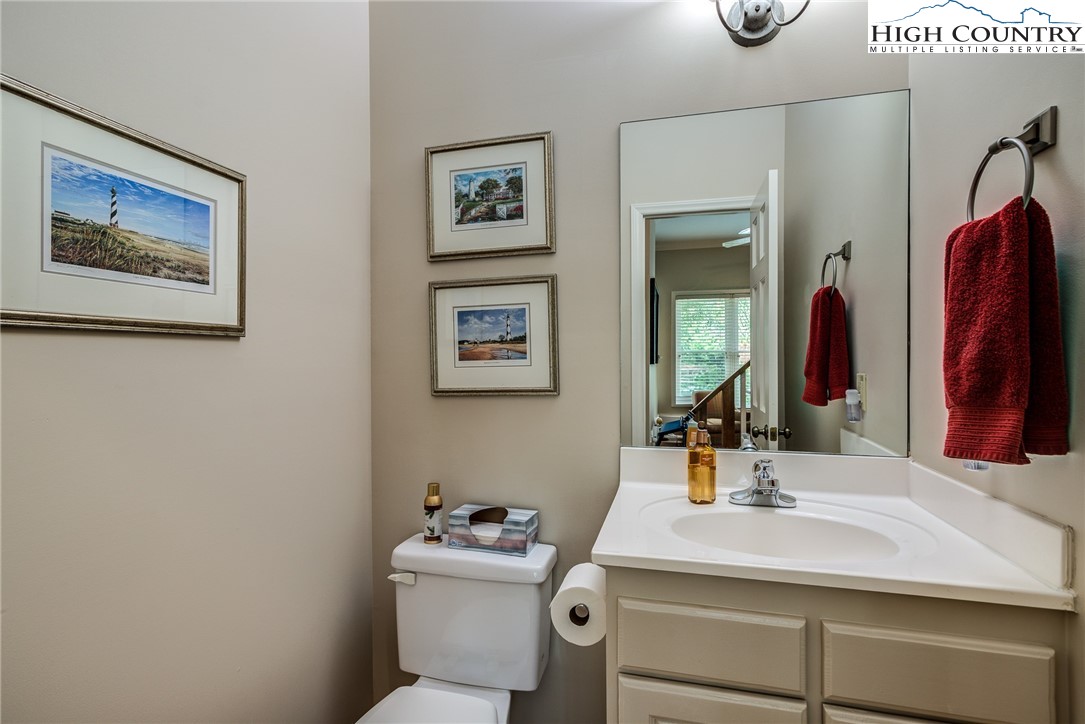 101 Clary Court, Unit 101 Blowing Rock, NC 28605 - Photo 30 of 39