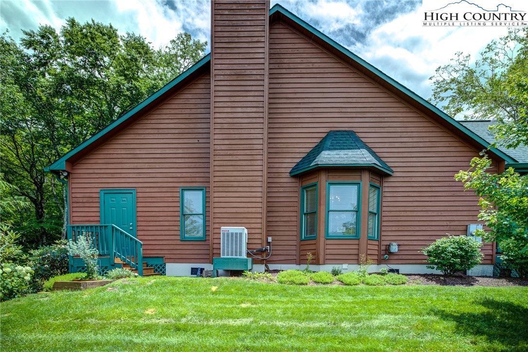 101 Clary Court, Unit 101 Blowing Rock, NC 28605 - Photo 7 of 39