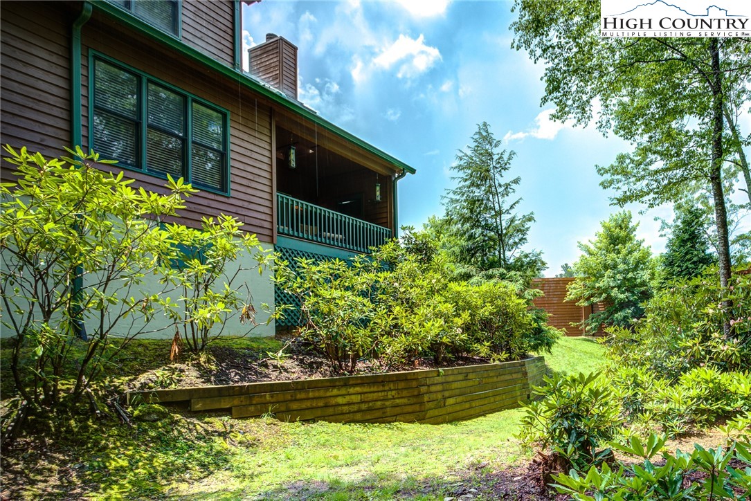 101 Clary Court, Unit 101 Blowing Rock, NC 28605 - Photo 8 of 39
