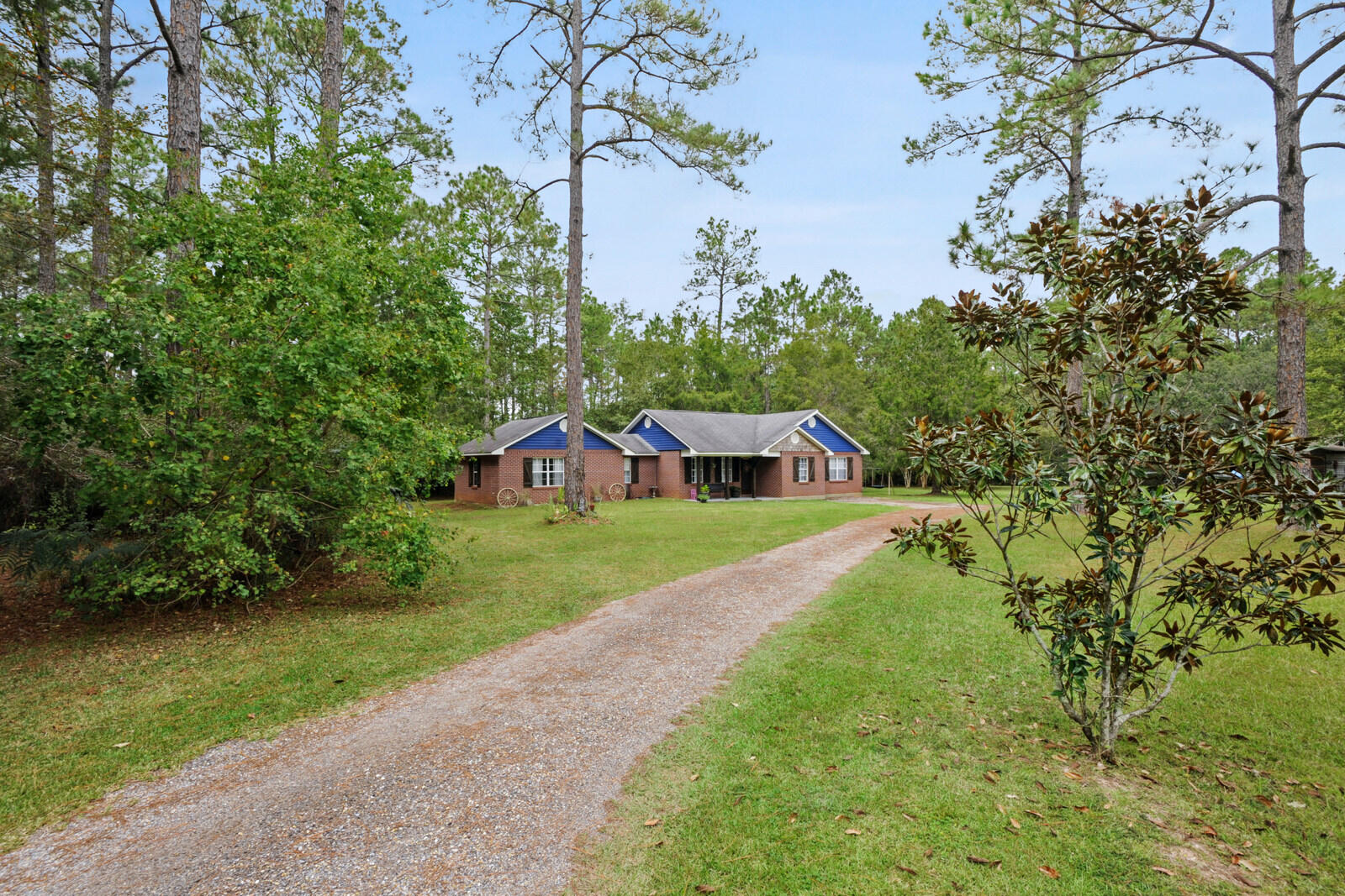 5316 Quave Road Vancleave, MS 39565 - Photo 2 of 15 001_1600x1067_mls