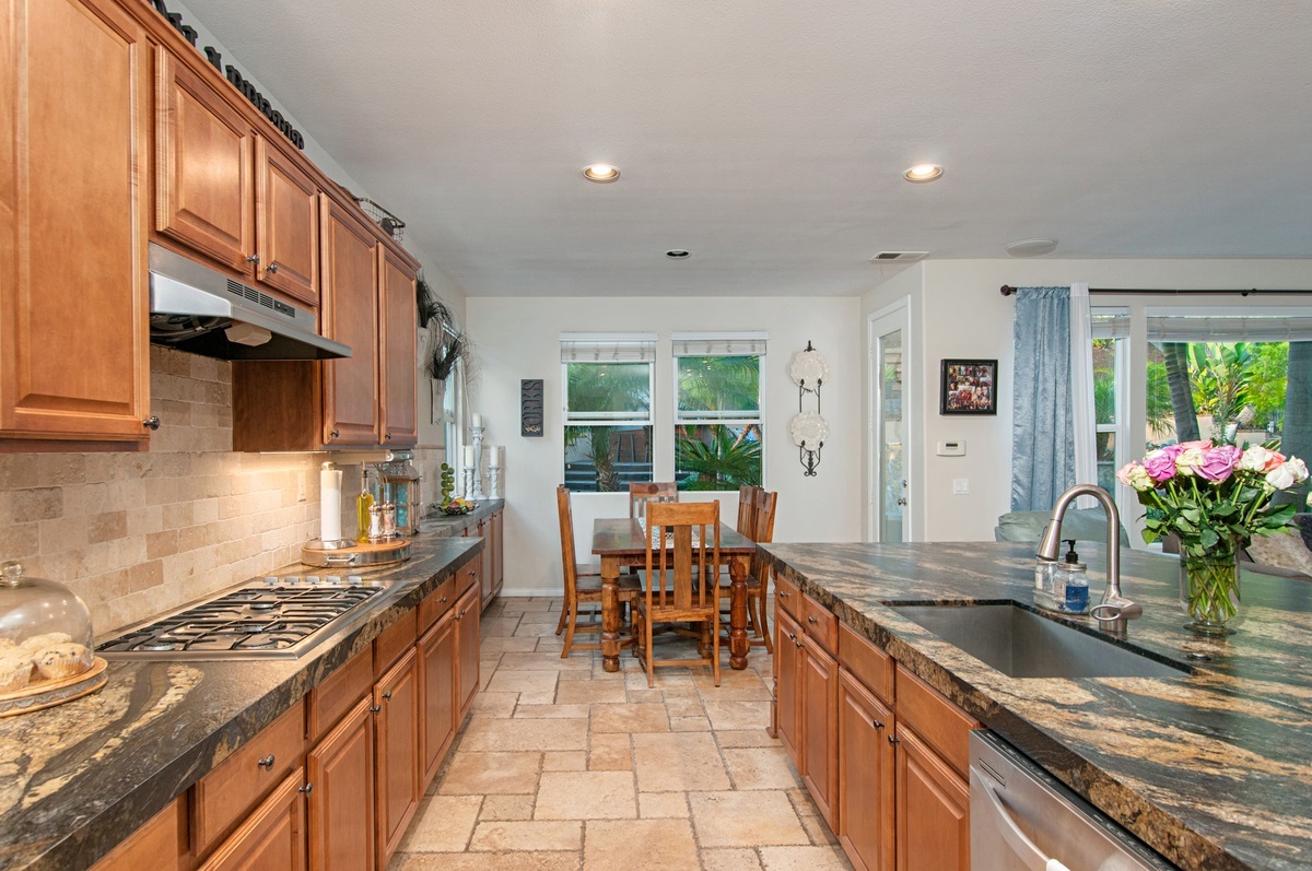 1429 Old Janal Ranch Road Chula Vista, CA 91915 - Photo 5 of 25