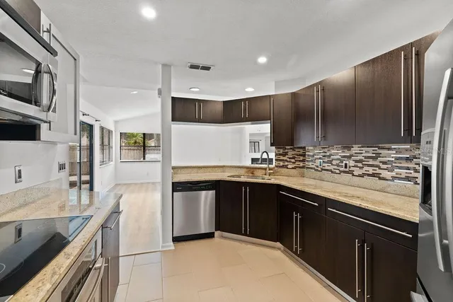 $3,695 | 1963 Cobblestone Way, Clearwater, FL 33760