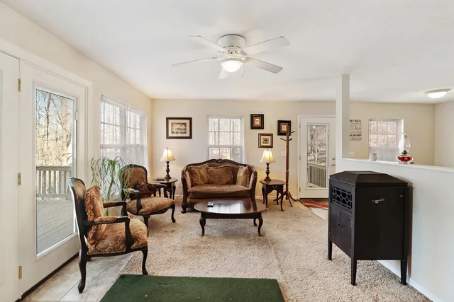 $299,900 | 725 Calvert Ridge Road, Westmoreland, TN 37186