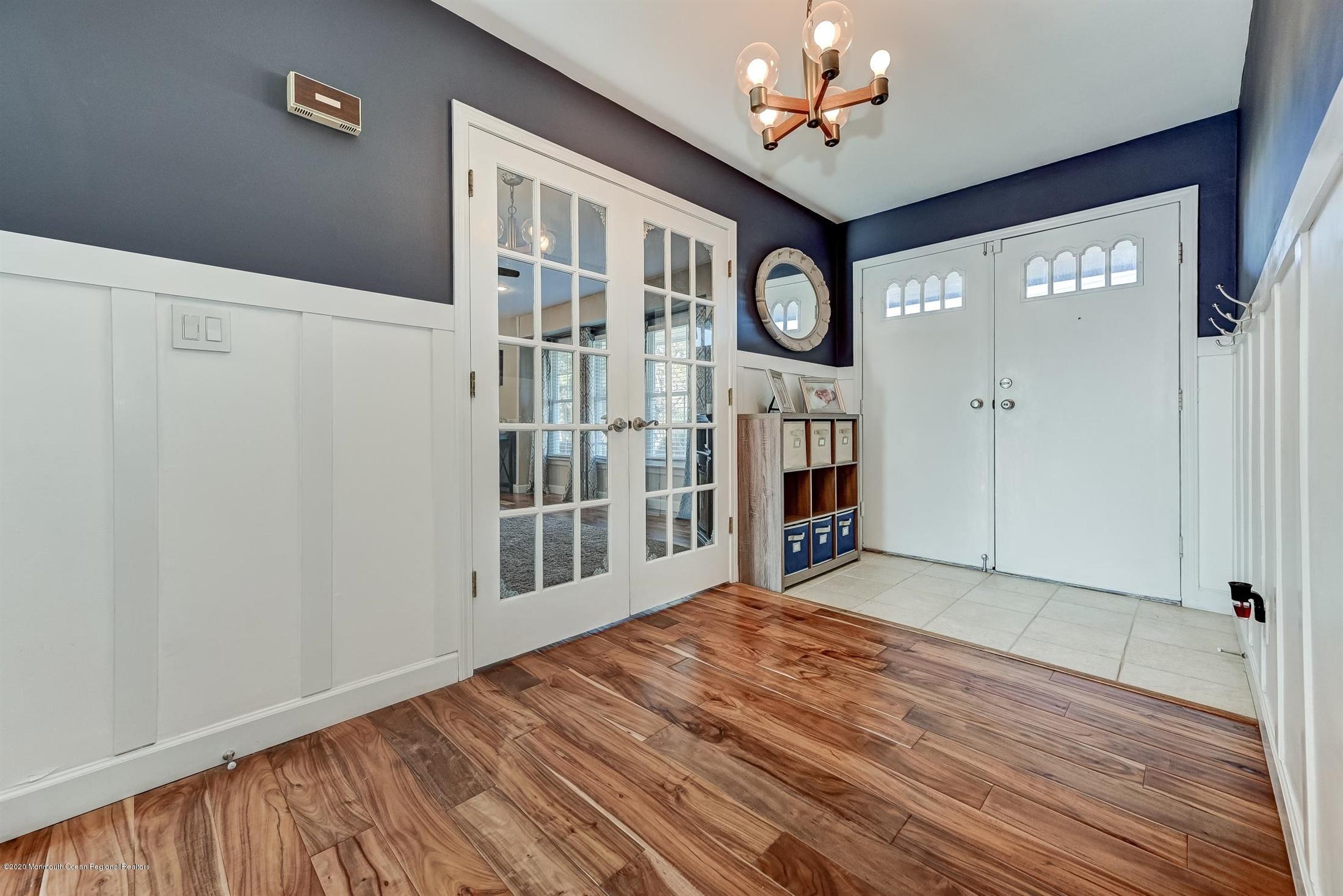 2277 Lanes Mill Road Brick, NJ 08724 - Photo 3 of 40 03-Foyer