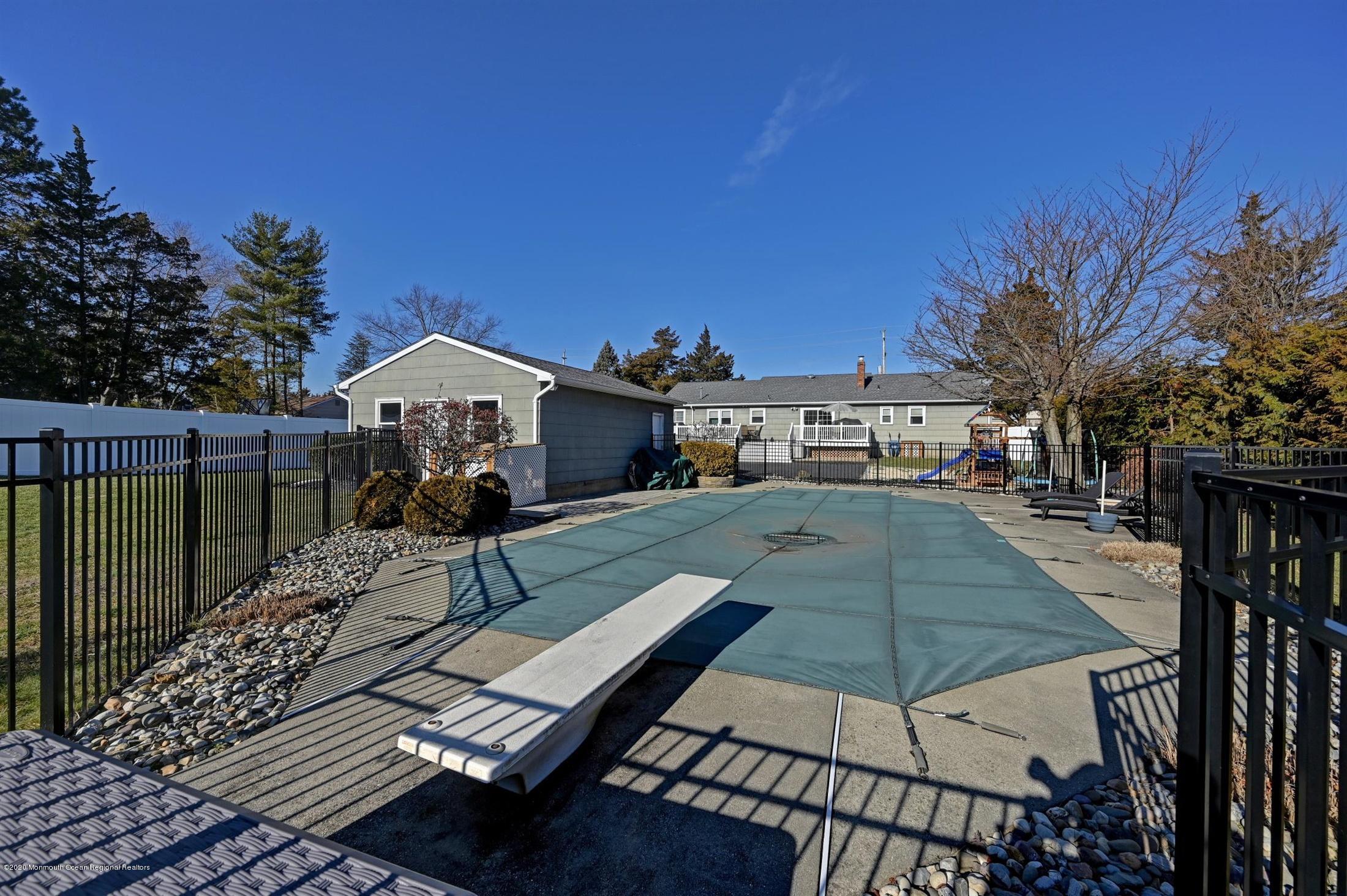 2277 Lanes Mill Road Brick, NJ 08724 - Photo 31 of 40 31-Pool