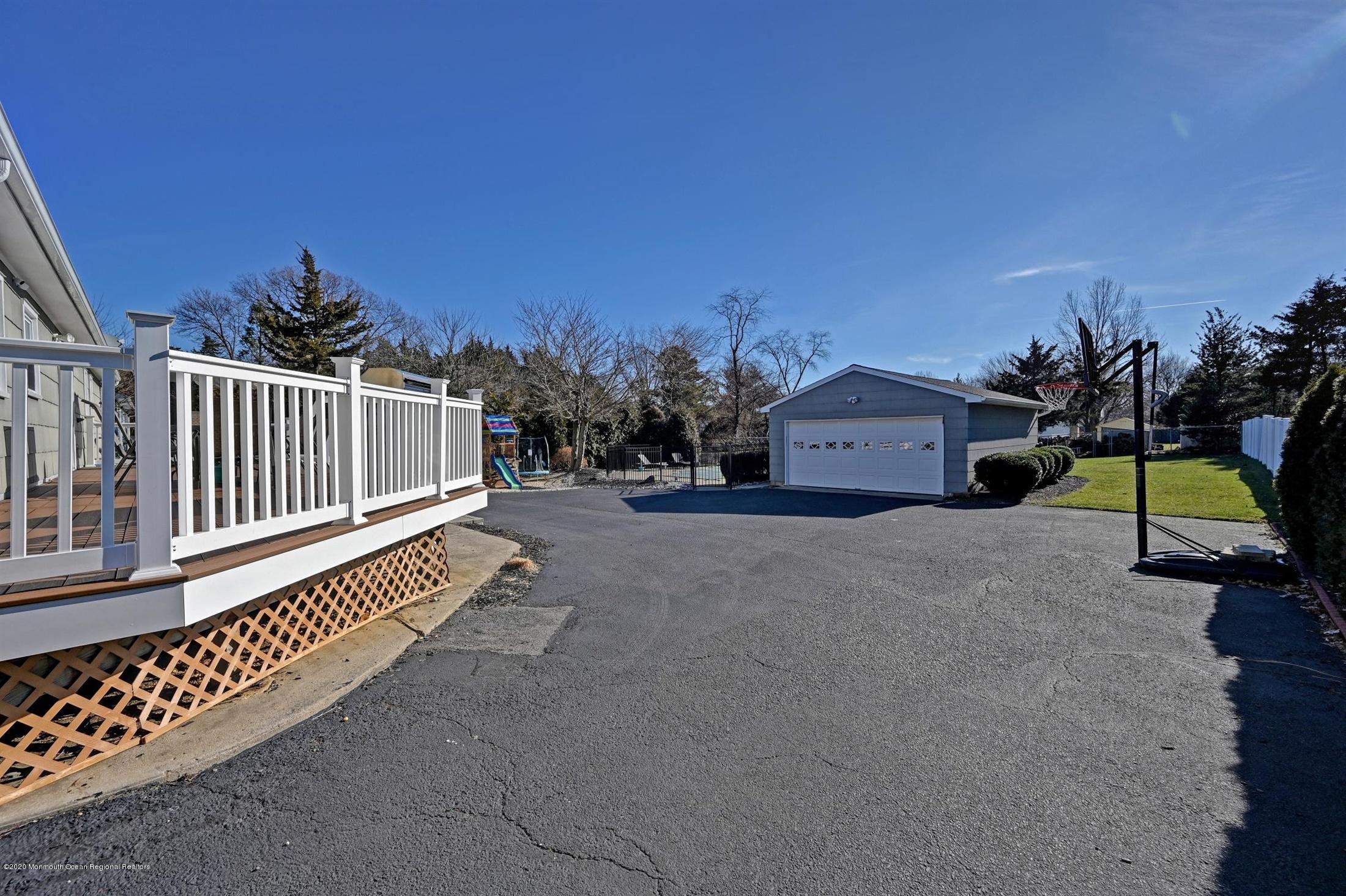 2277 Lanes Mill Road Brick, NJ 08724 - Photo 37 of 40 37-Back-Garage