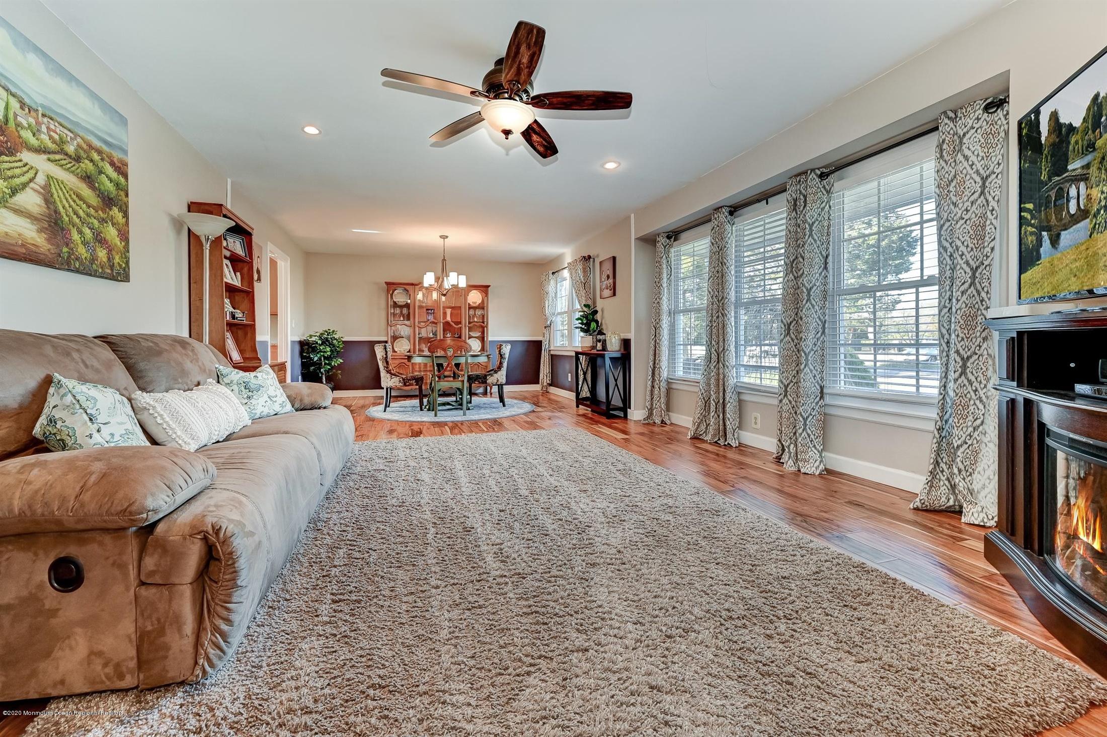 2277 Lanes Mill Road Brick, NJ 08724 - Photo 4 of 40 04-Living & Dining Room