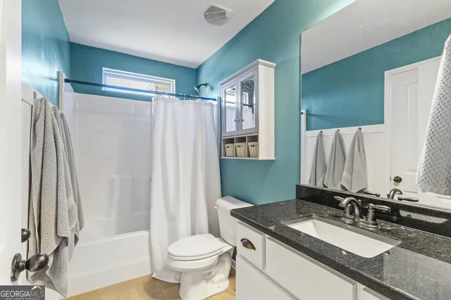 a view of a swimming pool