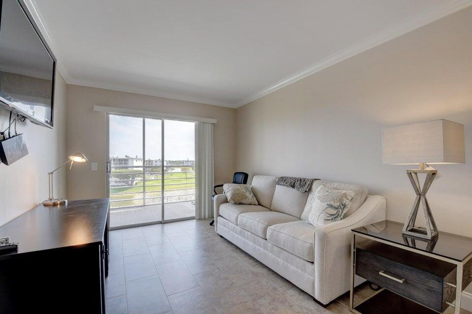 4028 Newcastle B, Unit 4028 Boca Raton, FL 33434 - Photo 17 of 40 Guest Room