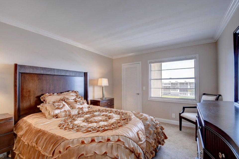 4028 Newcastle B, Unit 4028 Boca Raton, FL 33434 - Photo 32 of 40 Primary Bedroom 2