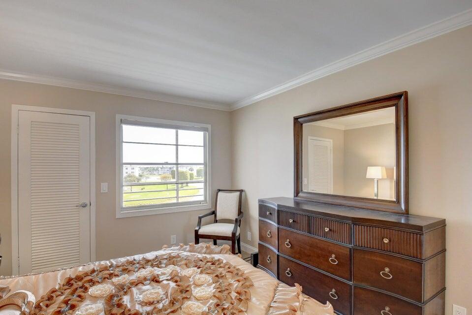 4028 Newcastle B, Unit 4028 Boca Raton, FL 33434 - Photo 33 of 40 Primary Bedroom 3