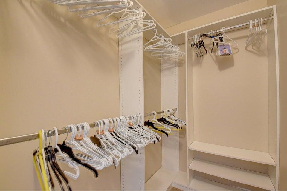 4028 Newcastle B, Unit 4028 Boca Raton, FL 33434 - Photo 35 of 40 Primary Bedroom Closet
