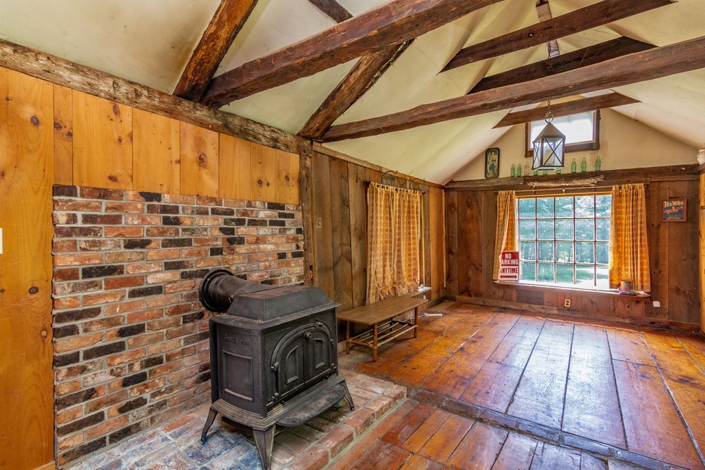 215 Union Road Wales, MA 01081 - Photo 9 of 20